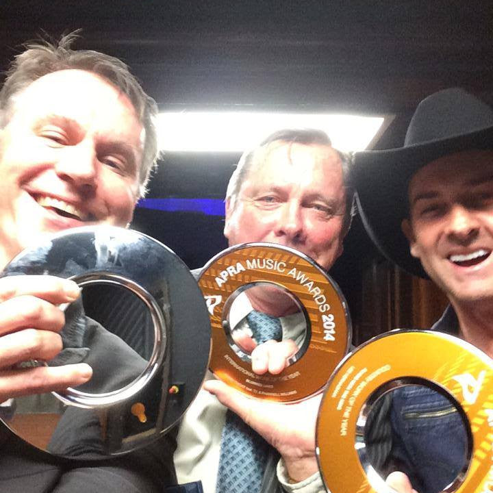 Colin wins APRA award