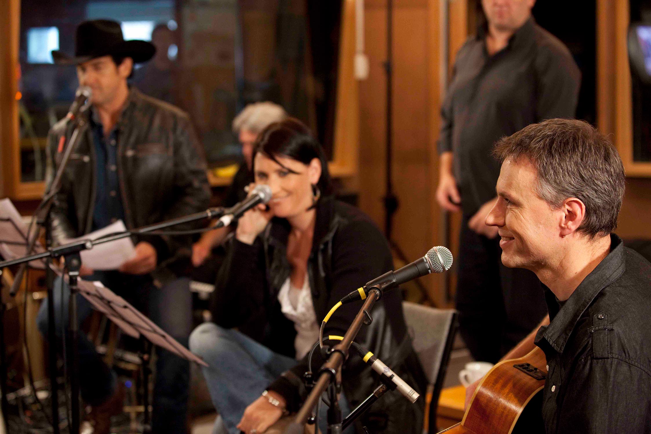Pic from Songwriter session – Colin Buchanan